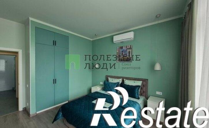 2-комн квартира улица Полупанова, 27И,  д. 27И