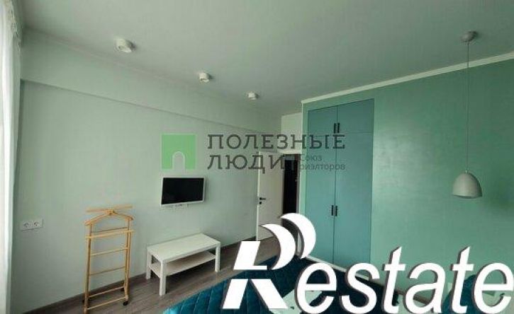 2-комн квартира улица Полупанова, 27И,  д. 27И