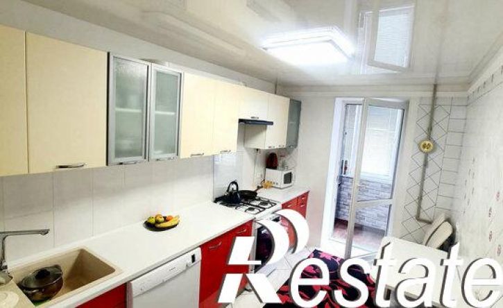 4-комн квартира улица Чапаева, 87,  д. 87