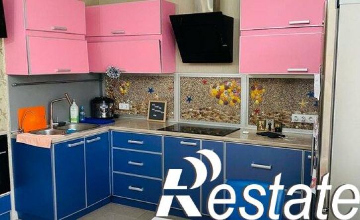 3-комн квартира улица Полупанова, 27А,  д. 27А