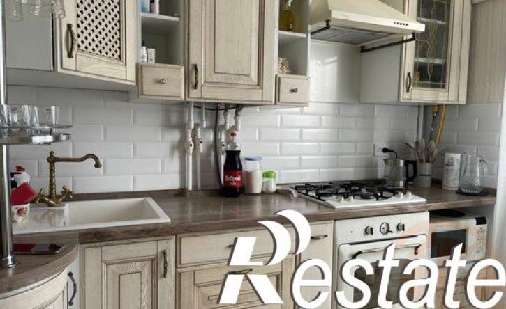 3-комн квартира проспект Победы, 30,  д. 30