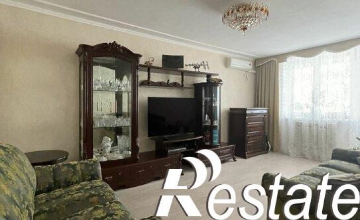 3-комн квартира проспект Победы, 30,  д. 30