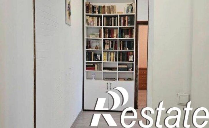 2-комн квартира Интернациональная улица, 90,  д. 90